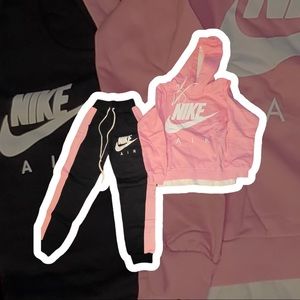 Nike Sweat Suit